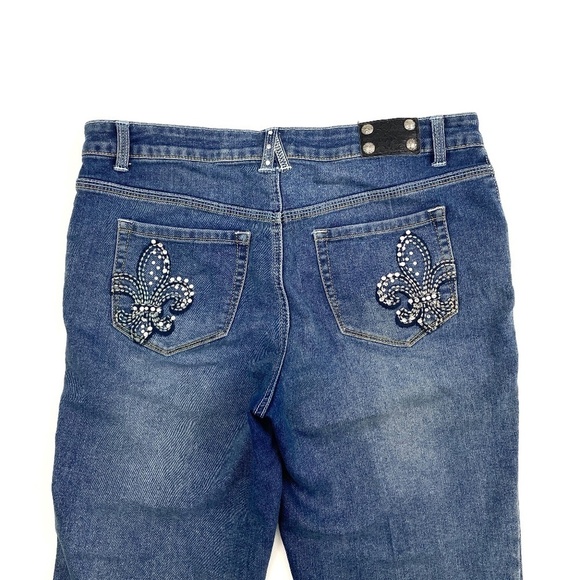 Style&Co. Cuffed Skimmer Women's size 12 Dark Wash Blue Denim jean Shorts - Picture 2 of 4